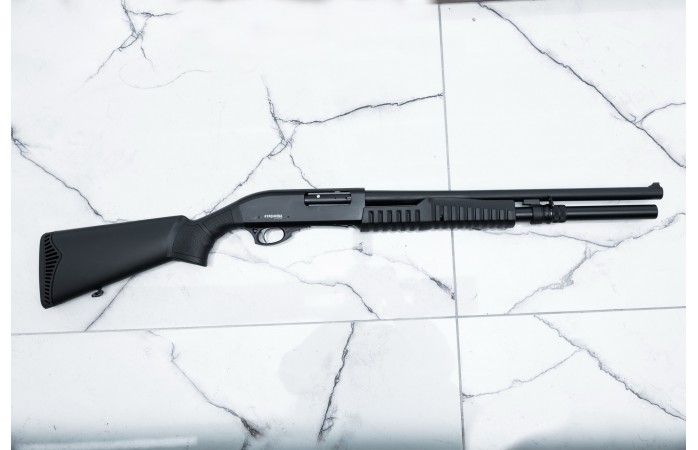 Напівавтоматична помпова рушниця PA-HT 12